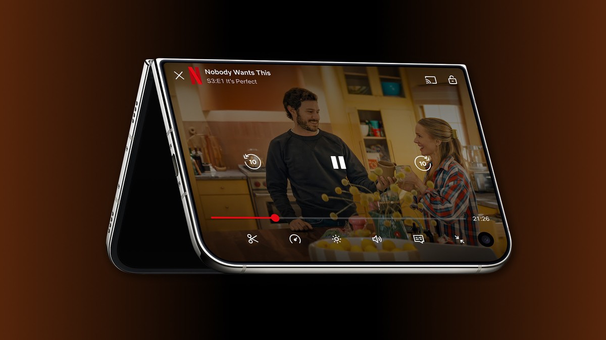 Netflix adapta aplicativo para telas dobráveis após lançamento do iPhone Duo