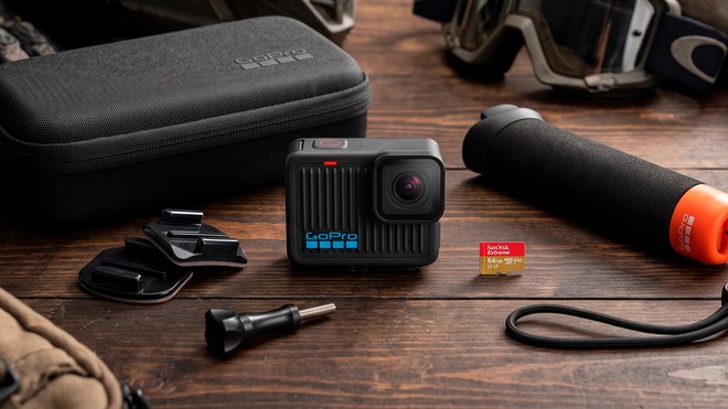 GoPro HERO 4K com kit completo sai por R$ 1.349 com cupom na Amazon