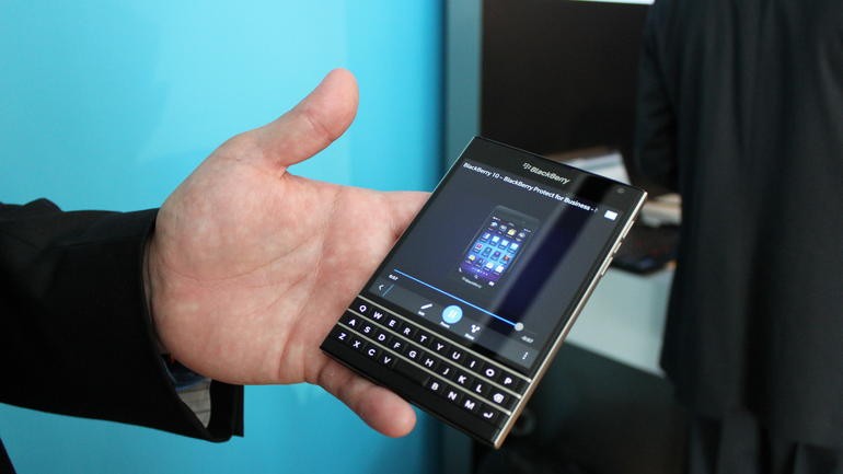 Preço do BlackBerry Passport finalmente revelado no exterior